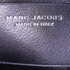 Bolso de mano Marc Jacobs Incognito en cuero negro - Detail D4 thumbnail