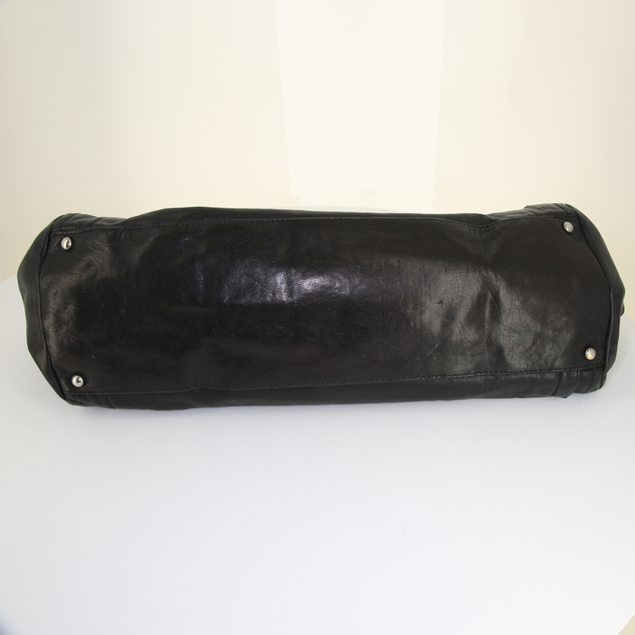 Sac cabas Chanel Luxury Line en cuir noir - Detail D4