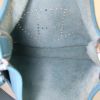 Bolso bandolera Hermes Evelyne modelo mediano en cuero togo azul - Detail D2 thumbnail