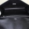 Bolsito de mano Louis Vuitton Selenga en cuero taiga negro - Detail D2 thumbnail