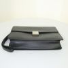 Bolsito de mano Louis Vuitton Selenga en cuero taiga negro - Detail D4 thumbnail