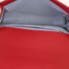 Bolso bandolera Chanel Boy en cuero acolchado rojo - Detail D3 thumbnail