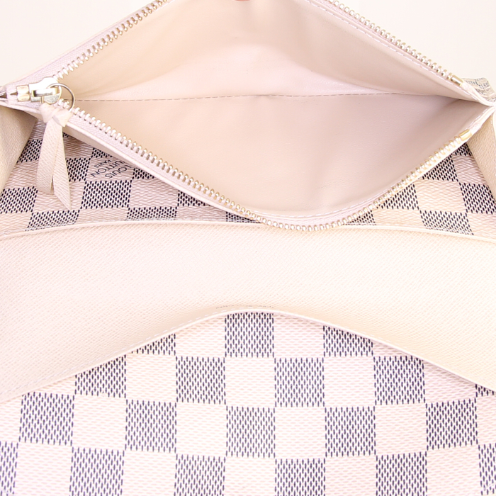 Billetera Louis Vuitton Emilie en lona Monogram azul celeste - Detail D5