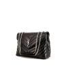 Bolso de mano Saint Laurent Loulou modelo mediano en cuero acolchado con motivos de espigas negro - 00pp thumbnail