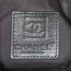 Chanel Editions Limitées bag worn on the shoulder or carried in the hand in black velvet and khaki vinyl - Detail D3 thumbnail