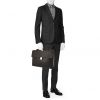 Porte-documents Louis Vuitton Angara en cuir taiga noir - Detail D1 thumbnail