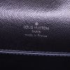 Borsa portadocumenti Louis Vuitton Angara in pelle taiga nera - Detail D3 thumbnail