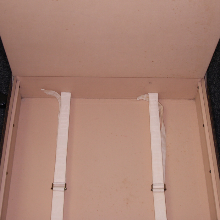 Louis Vuitton suitcase in monogram canvas and brown lozine (vulcanised fibre) - Detail D3