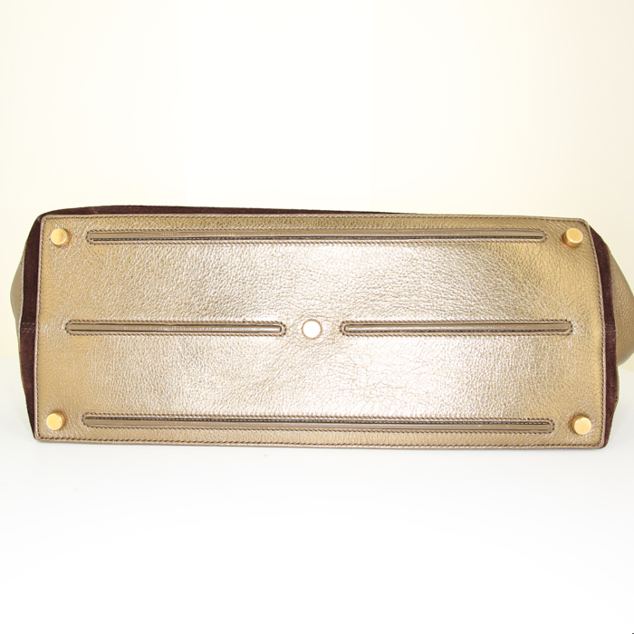 Yves Saint Laurent Muse Two handbag in golden brown leather and brown suede - Detail D4