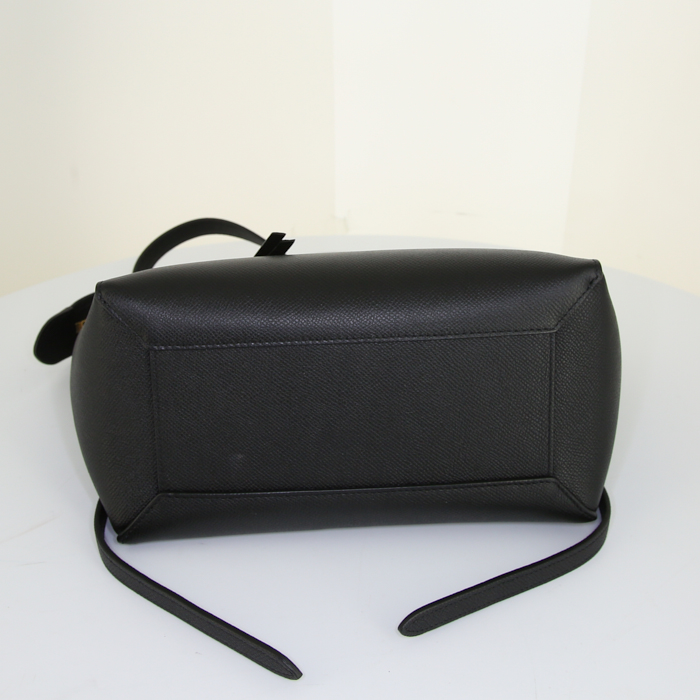 Sac à main Celine Belt petit en cuir noir - Detail D5