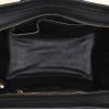 Sac à main Celine Luggage moyen modèle en daim crème et cuir noir - Detail D2 thumbnail
