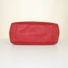 Louis Vuitton Passy shopping bag in red epi leather - Detail D4 thumbnail