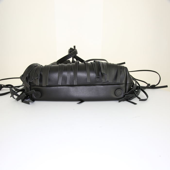 Borsa Miu Miu in pelle nera - Detail D4