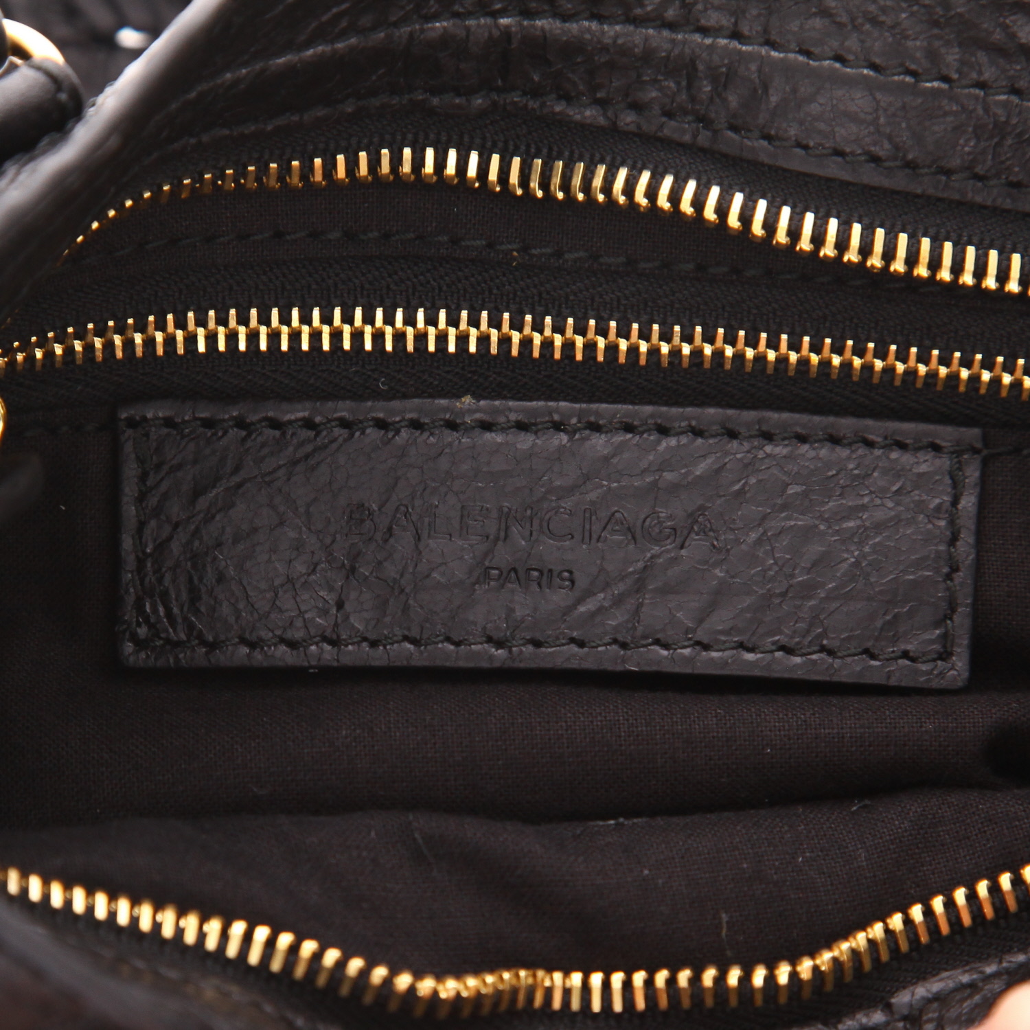 Balenciaga  City mini  handbag  in black leather - Detail D2