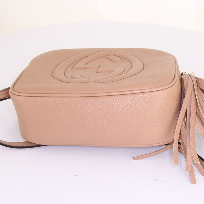 Borsa a tracolla Gucci Soho Disco in pelle martellata beige - Detail D4