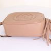 Gucci Soho Disco shoulder bag in beige grained leather - Detail D4 thumbnail