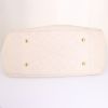 Bolso de mano Louis Vuitton Artsy modelo mediano en cuero Monogram blanco - Detail D4 thumbnail