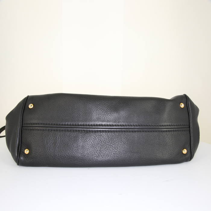 Bolso bandolera Miu Miu en cuero negro - Detail D5