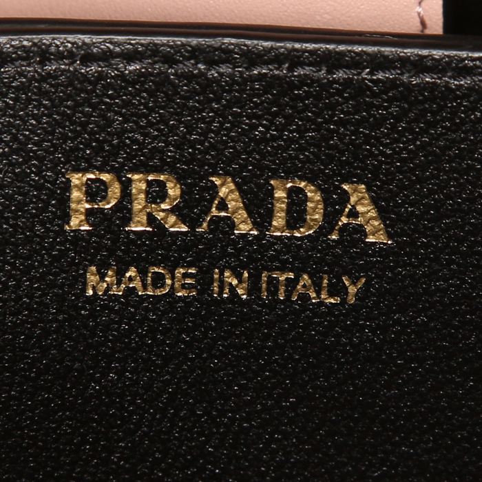 Prada Double handbag in pink leather saffiano - Detail D4