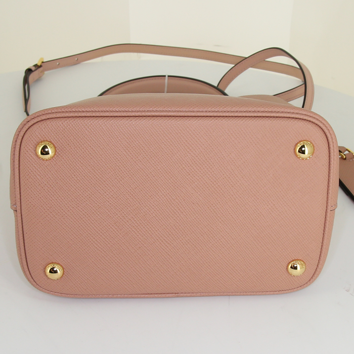 Prada Double handbag in pink leather saffiano - Detail D5