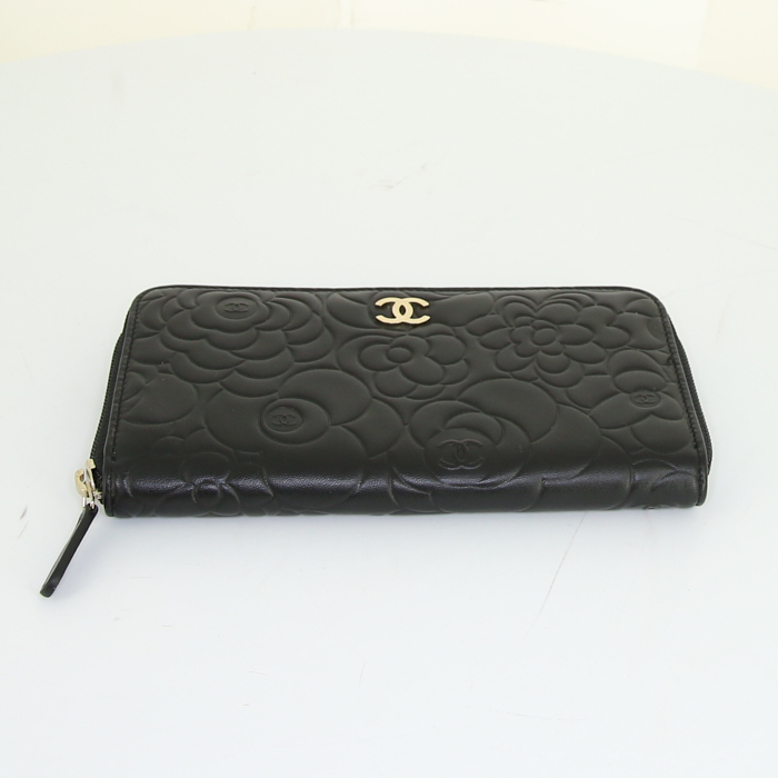 Chanel Camelia - Wallet wallet in black leather - Detail D4