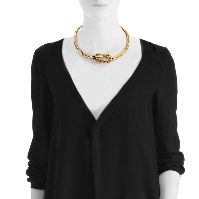 Collier ras de cou époque années 80 rigide ouvrant Vintage en or jaune - Detail D1