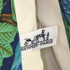 Shopping bag Hermès in tela verde e blu con motivo - Detail D3 thumbnail