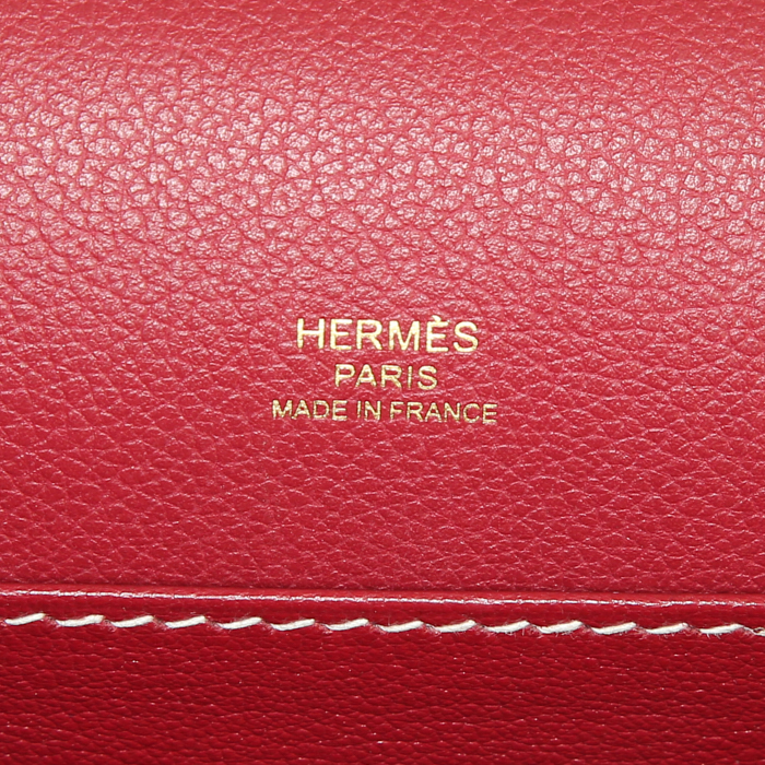 Hermès Roulis shoulder bag in red Tadelakt leather - Detail D3