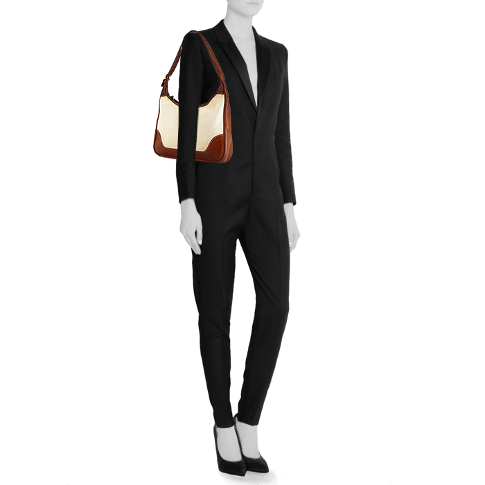 Hermès Trim bag in beige canvas and Barenia leather - Detail D1