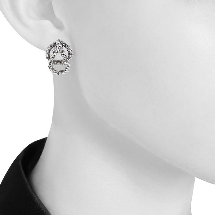 Orecchini Boucheron in oro bianco e diamanti - Detail D1