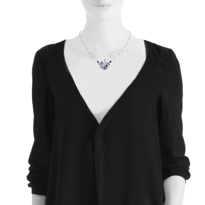 Collana mobile Cartier Meli Melo in oro bianco, pietre colorate blu e diamanti - Detail D1
