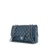 Chanel Timeless jumbo shoulder bag in blue quilted leather - 00pp thumbnail