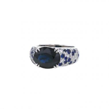Mauboussin Nuit D'Amour ring in white gold and diamonds and in sapphire