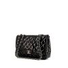 Chanel Timeless jumbo shoulder bag in black patent quilted leather - 00pp thumbnail