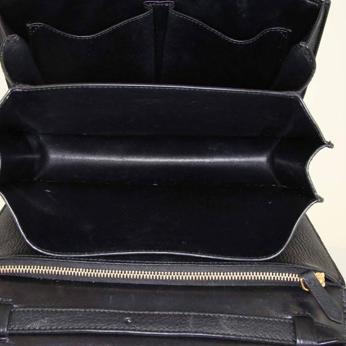 Céline Classic Box shoulder bag in black grained leather - Detail D2