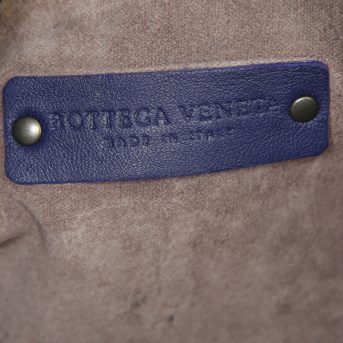 Sac bandoulière Bottega Veneta Nodini en cuir tressé bleu - Detail D3