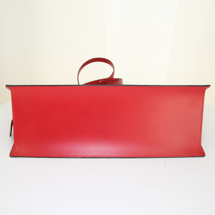 Louis Vuitton Triangle Shoulder bag 358167 | Collector Square