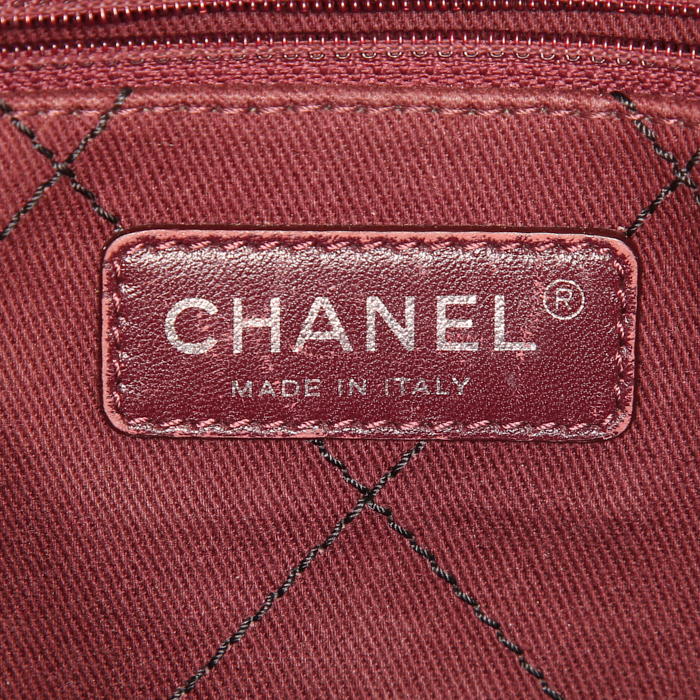 Chanel Grand Shopping shopping bag in black grained leather - Detail D3