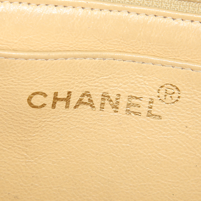 Sac à main Chanel Timeless Maxi Jumbo en cuir naturel marron-caramel - Detail D3