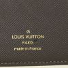 Billetera Louis Vuitton en lona de lino verde - Detail D2 thumbnail