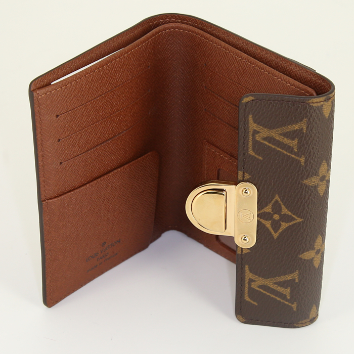 Portefeuille Louis Vuitton Koala en toile monogram marron - Detail D5