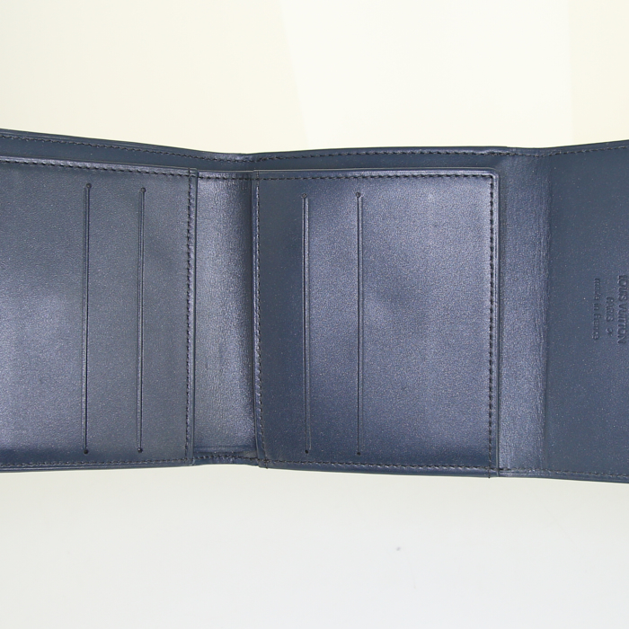 Billetera Louis Vuitton Billfold en cuero Monogram azul gris - Detail D2