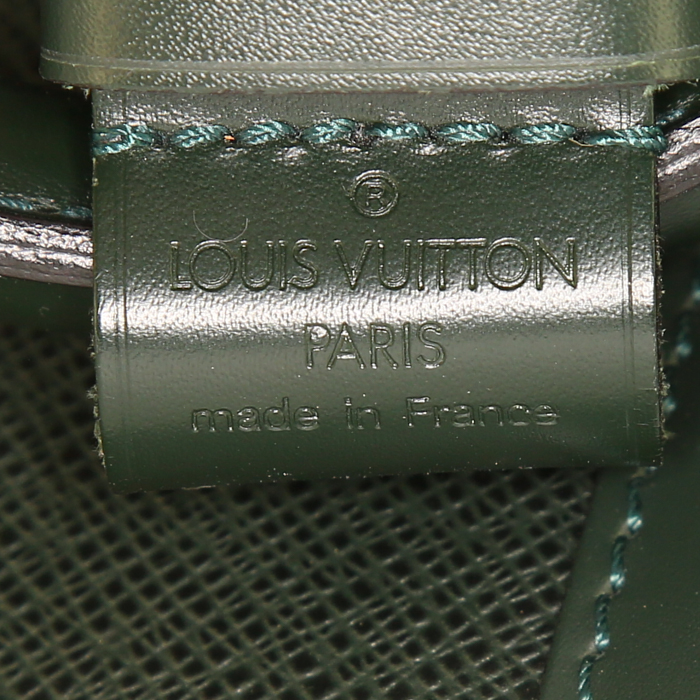 Bolsa de viaje Louis Vuitton Kendall en cuero taiga verde - Detail D4