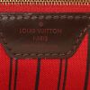 Borsa da spalla o a mano Louis Vuitton Delightful in tela cerata con motivo a scacchi ebano e pelle marrone - Detail D3 thumbnail
