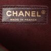 Bolso de mano Chanel Golden Class en cuero acolchado negro - Detail D4 thumbnail