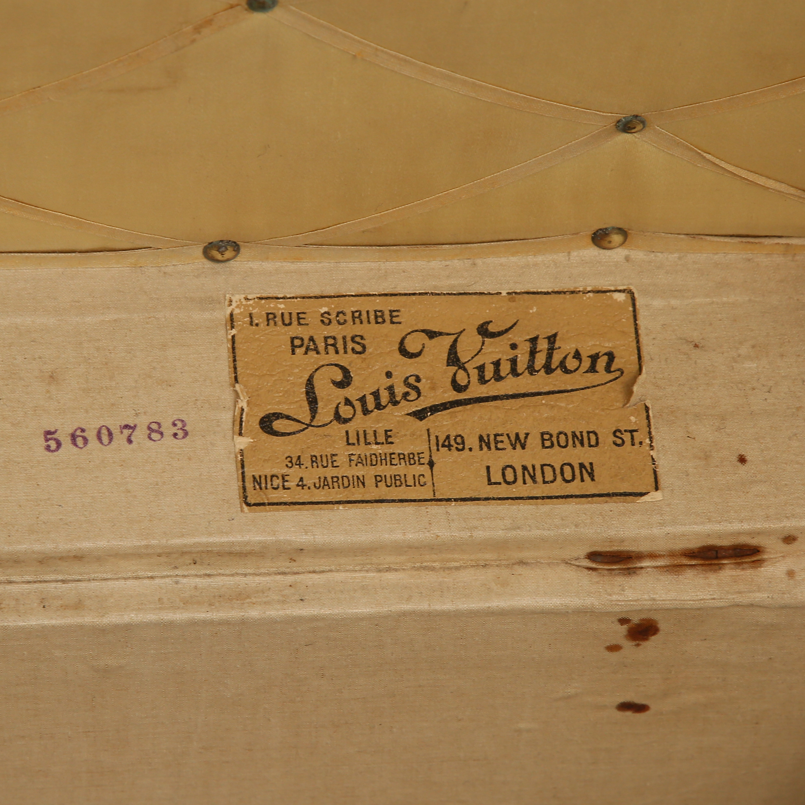 Baul Louis Vuitton en lona Monogram y fibra vulcanizada negra - Detail D3