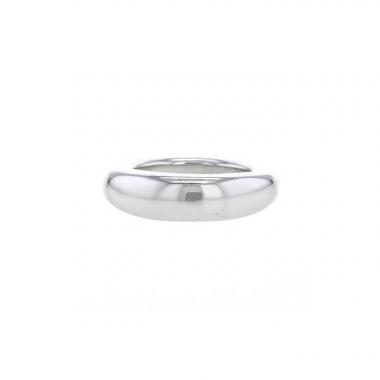 Chaumet Anneau small model ring in white gold