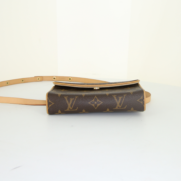 Pochette-ceinture Louis Vuitton Pochette-ceinture en toile monogram et cuir naturel - Detail D4
