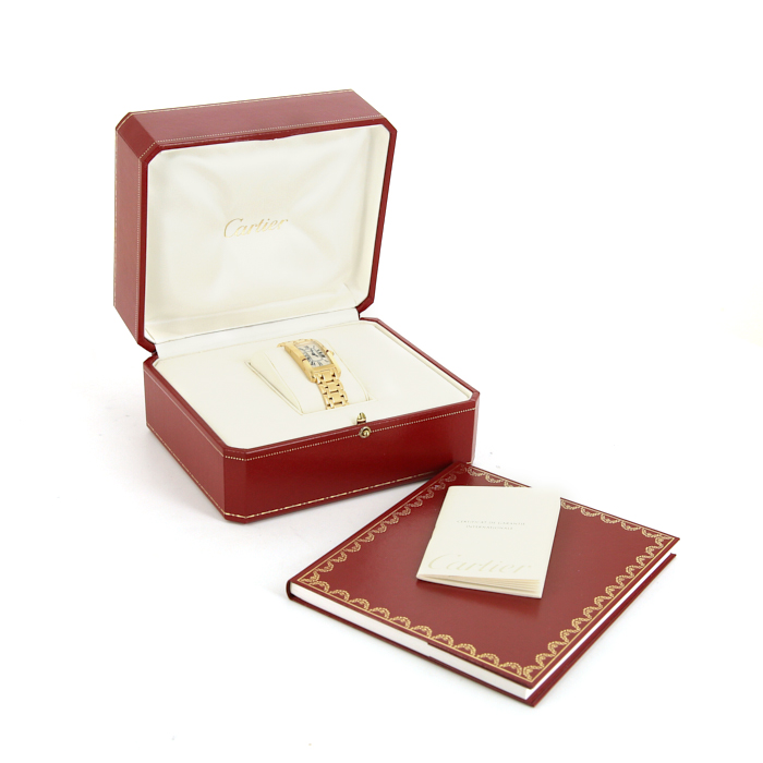 Cartier Tank Américaine watch in yellow gold - Detail D2