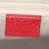 Gucci shoulder bag in red grained leather - Detail D4 thumbnail